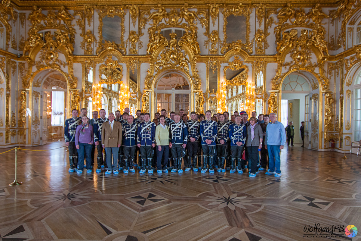 Gruppenfoto der 8. Husaren Buke im Katharinenpalast, Bild 200
